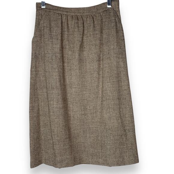 Plaid Women's Blazer by St. John - Picture 4 of 15